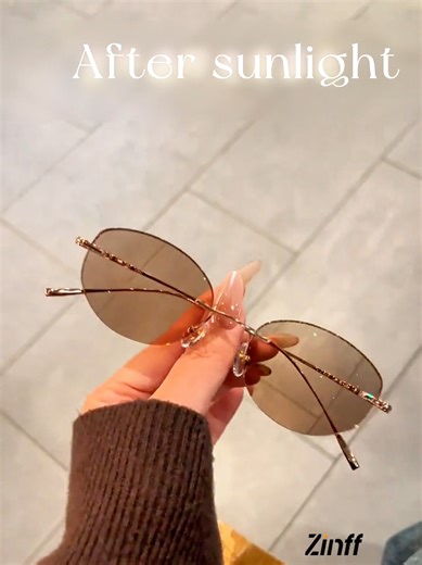 Rimless Glow-Up: Elegance in Eyewear Fashion