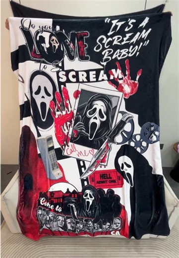 Calling all slasher movie fans—this blanket is the ultimate flex for your spooky collection! 🔪#ScreamMovie #Ghostface #HorrorMerch #SlasherFilm #horrorfans