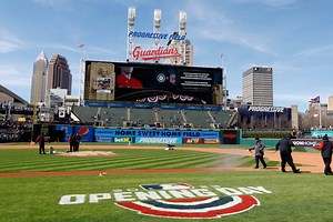 Los Guardians radio broadcasts in Spanish expand to all 81 home games this season