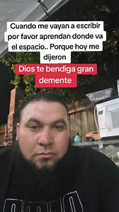 Cuando me escriben sin espacio: “Dios te bendiga gran demente”