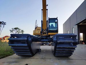 [Hot Item] Dredging Swamp Buggy Marsh Excavator Cat320 Hydraulic Amphibious Marsh Buggies for Offshore Demolition