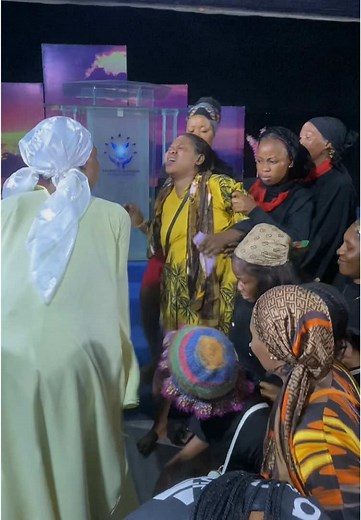 Understanding the Role of Female Prophets in Christianity