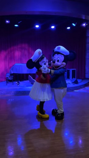 Happy 97th birthday to @mickeymouse and @minniemouse , the cutest couple! • • #waltdisneyworld #waltdisneyworldresort #waltdisneyworldparks #disneyparks #disneyworld #disneygram #instadisney #instadisneyworld #mickeymouse #minniemouse #disneycruise #birthday #steamboatwillie #disneymagic #disneypicture #disneycruiseline #disneyvacation #wdw #disney #idreamofdisneyworld #idreamofthemeparks | I Dream of Disney World