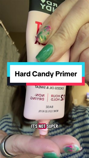 What shine? This @Hard Candy primer is an MVP for my routine. #hardcandyprimer #primerforoilyskin #primerforpores