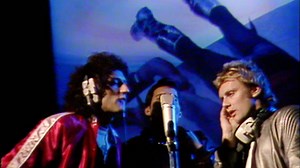 👑 Queen At The Movies - Take 1 : Flash Gordon ⚡️ “I feel pretty proud of the Flash thing, I think this was the first time that a rock soundtrack had actually been put to a movie which wasn’t about rock music.” - Brian May. ⚡️ Brian and Roger describe how ‘Flash’ the album & movie soundtrack came about and broke new ground for the band! ⚡️ Watch Episode 20 now ⬇️ http://queen.lnk.to/TheGreatest 🎥 #QueenTheGreatest | Queen