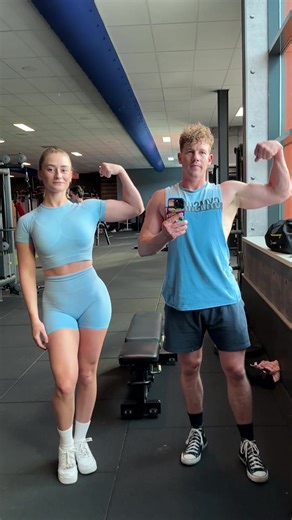 Duo Rug Oefening: Fitness Gym Exercise with Daniel Weyers