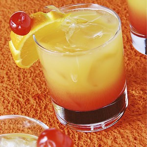 Alabama Slammer cocktail recipe - Absolut Drinks