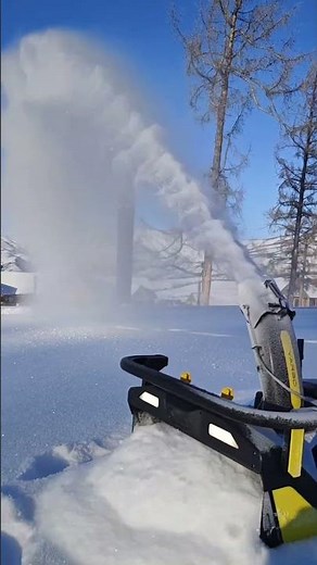 Yarbo Snow Blower in Action: Master Every Snowflake with Precision