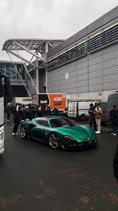 Alfas new supercar arrives to Retromobile Paris in a new green livery 💚 📸: @_specsting and @anto.registry #alfaromeo #33Stradale #alfa #AlfaRomeo33Stradale #italiancars | Rons Rides