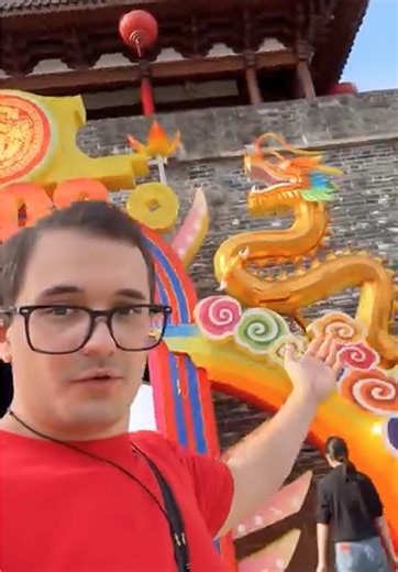 Exploring the Wonders of Longyou Gate in China