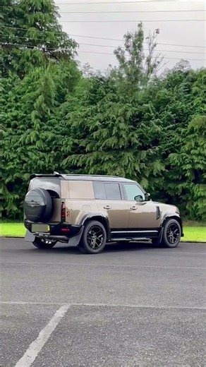 2020+ Land Rover Defender 110 | Full Black Pack & Upgrades