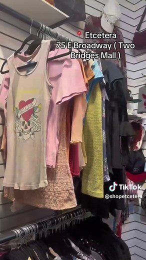 It’s so refreshing to see true Y2K clothing in a “ Y2K “ store 🥲🩷 75 E Broadway in Chinatown NYC #nycthrift #thriftingnyc #nycvintagestore #vintagey2k