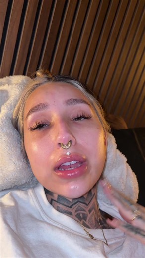 Split_tongue_bri (@split_tongue_bri)’s video of Skin Routine