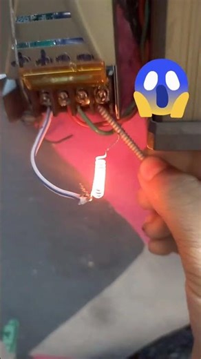“12V se Hair Dryer Coil Test 😱 Itna Heat?! | DIY Experiment” #nkengineer #short #nichromewire #viral