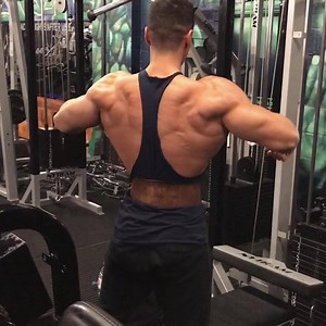 Who’s training back today? 🦍 | Andrei Deiu'