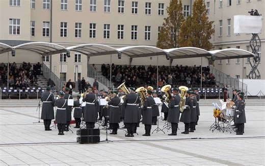 德国仪仗队军乐队 Radetzky Marsch 拉德茨基进行曲 (11\u002F2023)