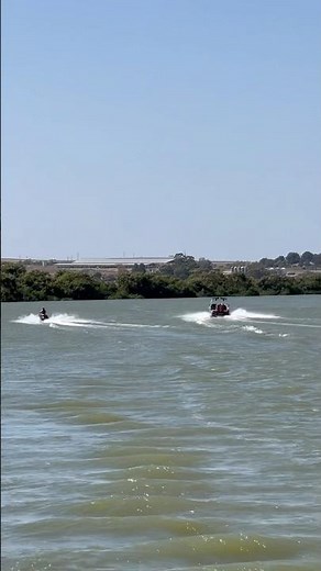 Cruising in the Murray River - aboard the iconic**Captain Proud Paddle Boat** at Murray Bridge 🚢