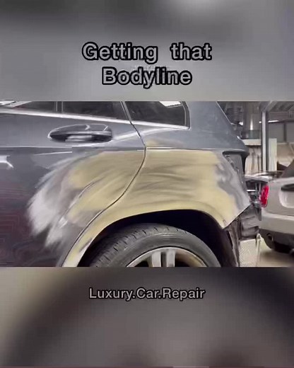 Getting those bodylines, how do you get yours ???#fyi #fyp #luxurycarrepair #bodyshoplife #panelbeater #repair #filler #autobody #bodyline #alwayslearning #tipoftheday #autobodyrepair
