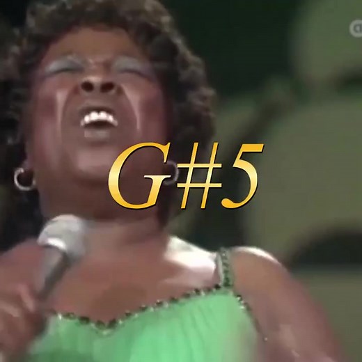 Sarah Vaughan - I've Got the World on a String, North Sea Jazz Festival, 1981 #sarahvaughan #jazz #vocals #vocalshowcase #scatsinging #headvoice #belting #mixedvoice #mezzosoprano