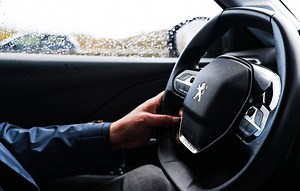 A quelle fréquence les contrôles sont-ils obligatoires hors de la France ?