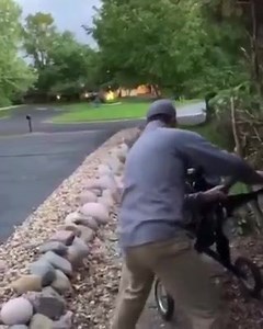 1.6M views · 7.6K shares | Ever been this drunk on the golf course? 浪 | Golf Unplugged | Facebook