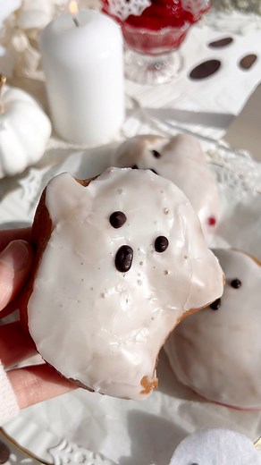 Ghost Doughnuts!👻Fluffy vanilla doughnuts with a spooky jam filling topped with a simple vanilla glaze! Vegan, easy perfect for Halloween👻RECIPE IN COMMENTS ⬇️⬇️⬇️ #halloween #ghosts #halloweenbaking #spookyseason #veganrecipes #spookyvibes #vegandonuts #doughnuts #ghostdoughnuts #donuts #easyrecipe #spookybaking #HalloweenVibes #baking | The little Blog of Vegan