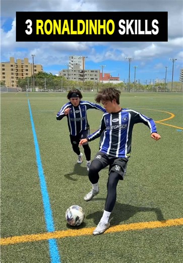 I recreated 3 Ronaldinho skills ⚽️ #football #soccer #サッカー