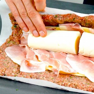 3.1M views |  Vous cherchez un cadeau de Noël ? Vous le trouverez ici avec le livre des 100 recettes préférées des fans de Bon Ap' : https://www.amazon.fr/dp/398216883X Faites le plein de protéines pour affronter le grand froid ! Pour en savoir plus, c'est par ici : https://youtu.be/s6IpQC2yuC0 Sauvegarder sur Pinterest : https://bit.ly/2KBdtiS | Barouf | Facebook