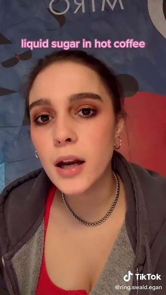 Splenda vs. Sweet 'n Low: A Dunkin' Coffee Sweetener Comparison