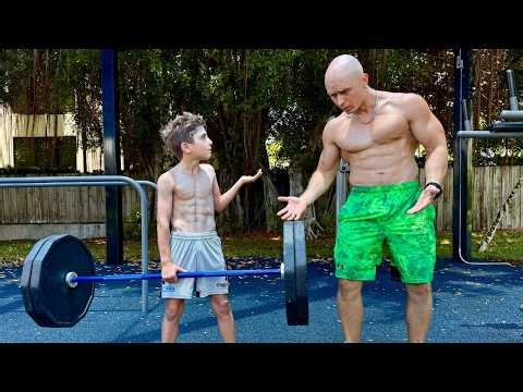This Boy Challenged a Bodybuilder in Front of Everyone!