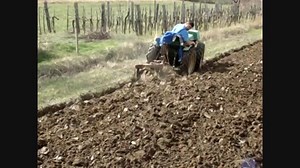 HOLDER AG3 traktor szánt