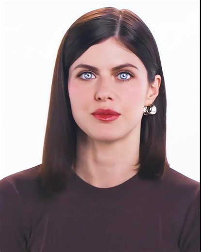 Those eyes of her's 👀❤️#eyes #alexandradaddario #shorts