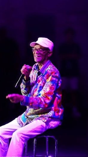 City Splash Festival on Instagram: "Mood knowing you locked in your ticket for the BIGGEST EVER City Splash 💛 If you haven’t got your ticket yet, be ready our general sale goes live Monday 9am, Dec 1st. 🎫 Sign up link in bio #CitySplash #TheHomeOfCulture"