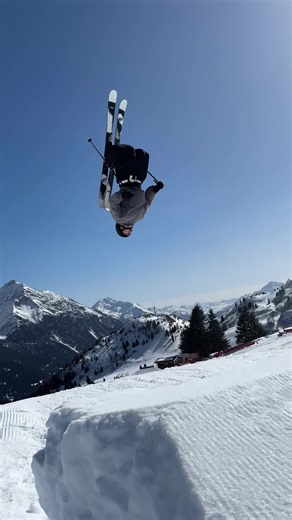 Mastering the Slush: Tips for Skiing and Freeskiing