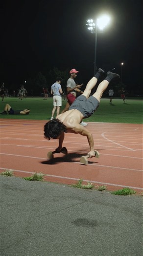 "Can you do a human flag?" #calisthenics #gymmotivation