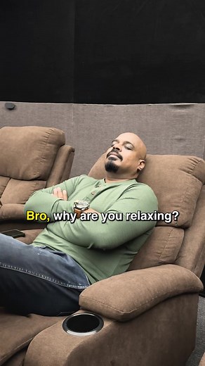 Who is the reason for all your problems ?Blaming others only perpetuates a cycle of stagnation and victimhood. To break free from this pattern, it's crucial to take ownership of our lives and the choices we make. Rather than pointing fingers, we must analyze what's going wrong and identify areas where we can improve. By focusing on self-reflection and taking proactive action!#reenukumar #motivation #success #growth #instagood #mentalhealth #fyp #instalike #instadaily #reels #tamil #reelsinstagra
