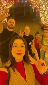 We’re ready for Christmas 🎄! Navidalia 2025 en esta quinta edición, la parte del “mundo europeo” les quedó hermoso, así como el show que hacen en la parte del árbol de navidad con música en vivo 🙌🏻 súper recomendado 🫶. Todo está muy lindo ✨ y la compañía más 😉🎄 Ya se siente el espíritu navideño! | Priscila Trejo