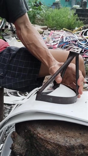 Crafting magic from a block of sponge — it’s amazing how simple ideas can spark big smiles. #DIYToys #SpongeCrafting #MadeWithHands #CreativeProcess #SatisfyingReels #ToyMaker #USACreators #CraftTime #HandmadeVibes #SmallCraftBigJoy | Laela6