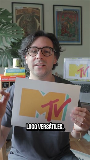 DETRÁS Del LOGO De MTV
