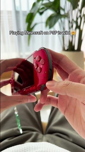 Minecraft on PSP 🤯