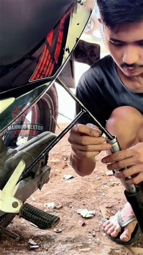 Simple Trick to Remove a Motorcycle Shock #auto #automotive #mechanic #shortvideo #automobile #tips