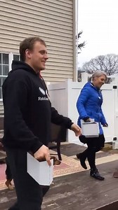 3.8M views · 30K reactions | Instead of an Easter egg hunt, my mom hides beers around the yard for us to find"  | VT | Facebook