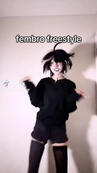 Improving My Dance Skills in Femboy Style