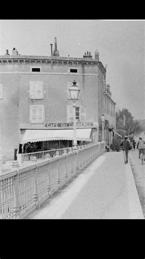 Gray, Haute-Saône : voyage dans le temps sur le pont