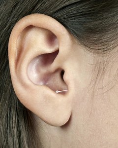 Comfortable discreet hearing aids with clear precise sound, long battery life, under $100 | Senior Living