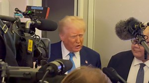 195K views · 8.2K reactions | Behind the scenes last night on Air Force One, President Donald J. Trump goes to visit the traveling White House press pool… | Daniel Scavino Jr. | Facebook