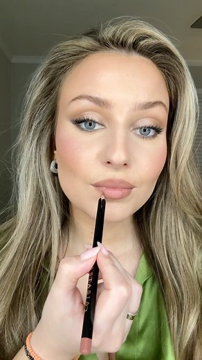 Ivelina Stefanova on Instagram: "Adriana Lima inspired makeup is one of my favorite looks 🔥 I used: @tatcha The Dewy Cream @saiebeauty Glowy Super Gel “Sunglow” @tartecosmetics Timeless Smoothing Primer @patricktabeauty Major Skin Foundation “10N” @diorbeauty Forever 24H Contour “Light” @hourglasscosmetics Airbrush Concealer “Silk” @refybeauty Cream Blush “Guava” @dermablendpro Setting Powder @lysbeautyofficial Cream Bronzer “Harmony” @patricktabeauty Blush “Just Enough” @charlottetilbury Brigh