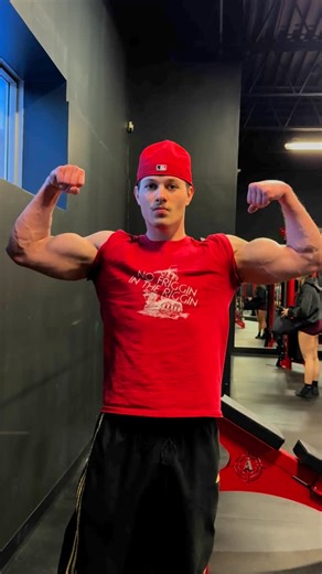 JAYDEN LEBLANC on Instagram: "Curl a day keeps the doctor away Watch till the end💪"