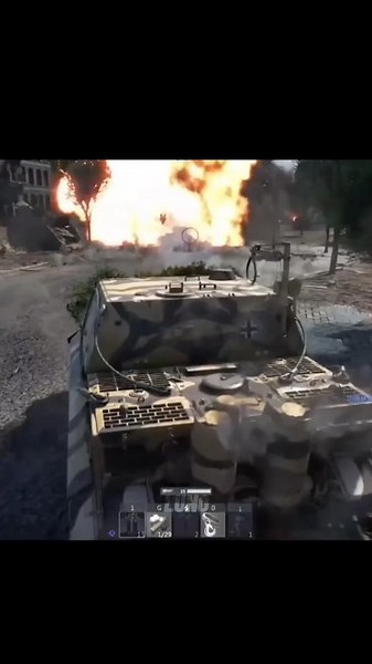 My granny got hit by a bazooka while playing War Thunder 🥀 #warthunder #shorts #memes