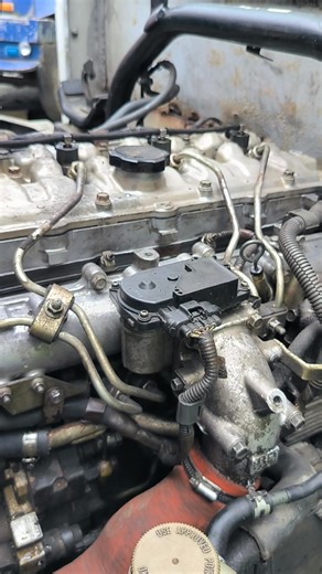 4.2K views · 146 reactions | Umandar na rin Ang makinang 4M50 engine..Top overhaul.. #highlightseveryone #highlightseveryonefollowers #starsenderseverywhere #fypviralシ #fypageシ #fbpostviral #Trucking #highlight #mechanic #mechaniclife | Ruben Malapote | Facebook